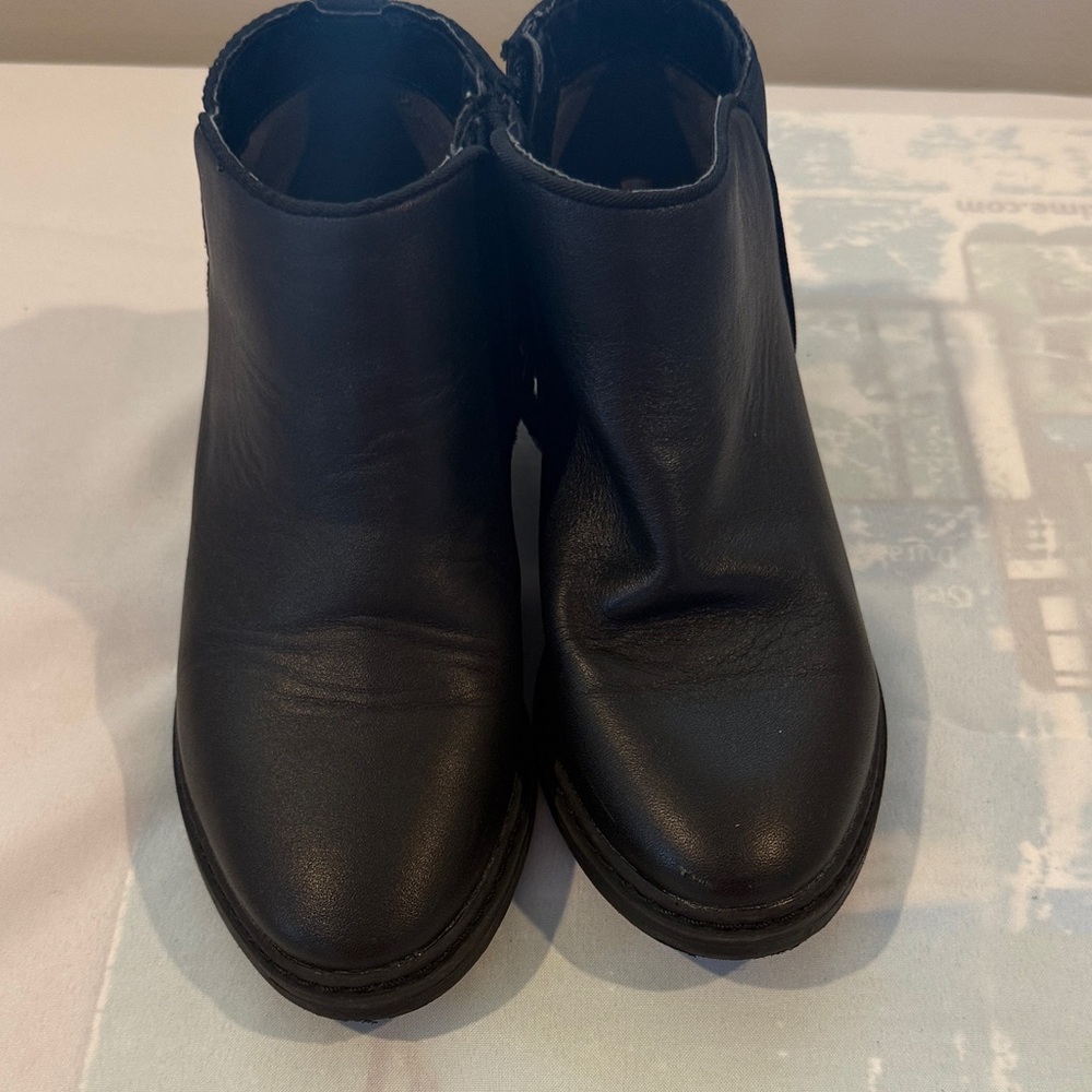 Sam Edelman Sleek Black Ankle Boots